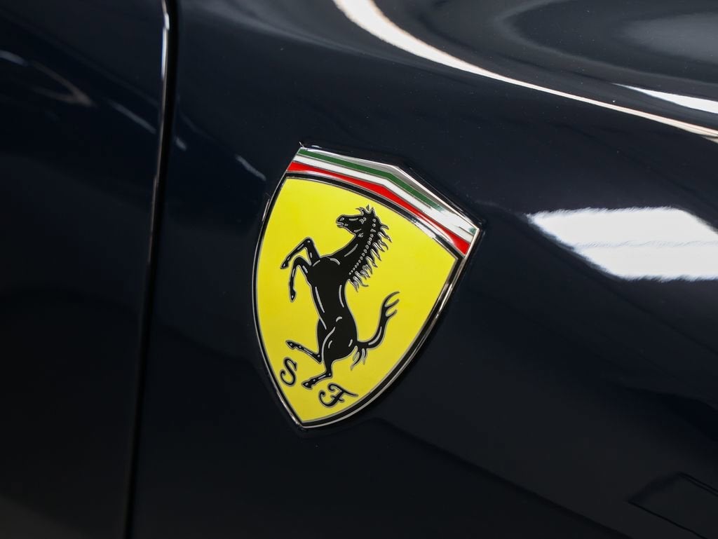 2025 Ferrari 296 GTS Base