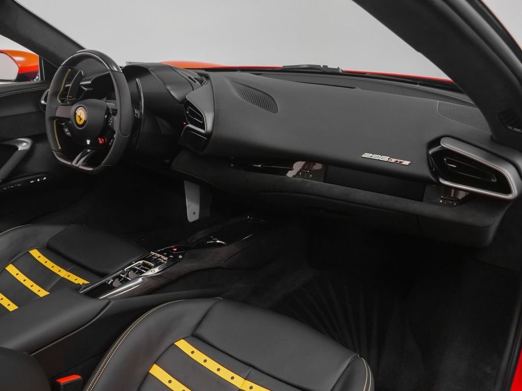 2024 Ferrari 296 GTS Base
