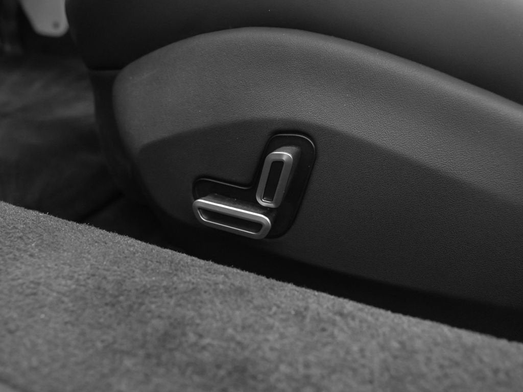 2024 Ferrari 296 GTS Base