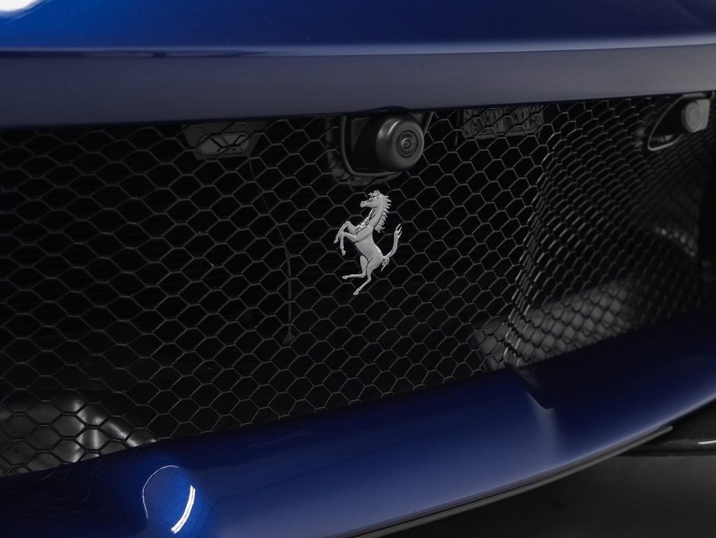 2022 Ferrari 812 Competizione Base