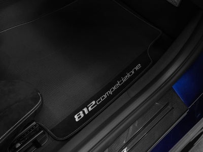 2022 Ferrari 812 Competizione Base