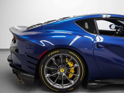 2022 Ferrari 812 Competizione Base