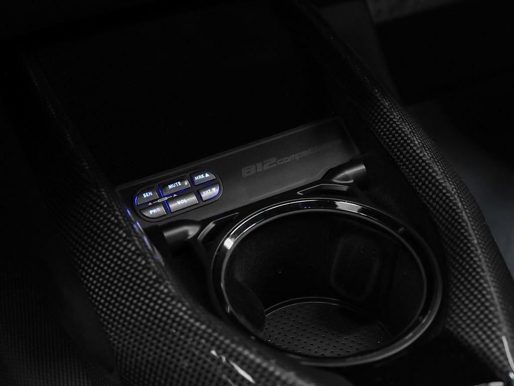 2022 Ferrari 812 Competizione Base