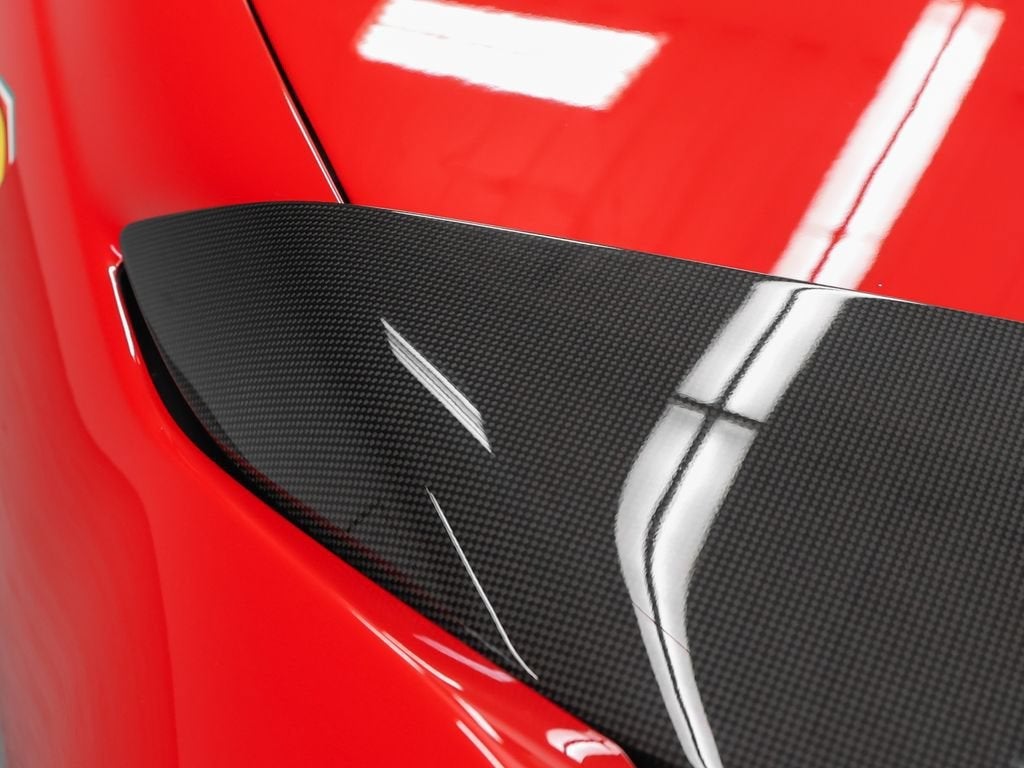 2023 Ferrari 812 Competizione Base