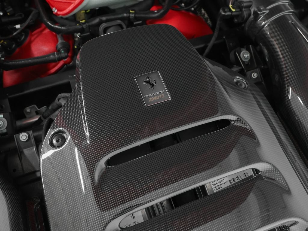 2023 Ferrari 812 Competizione Base