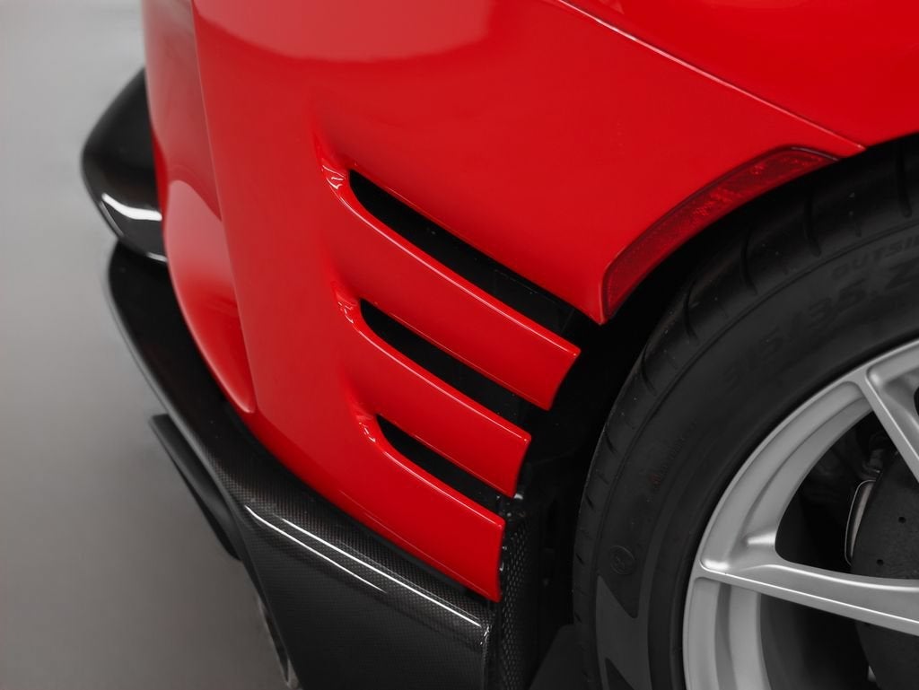 2023 Ferrari 812 Competizione Base