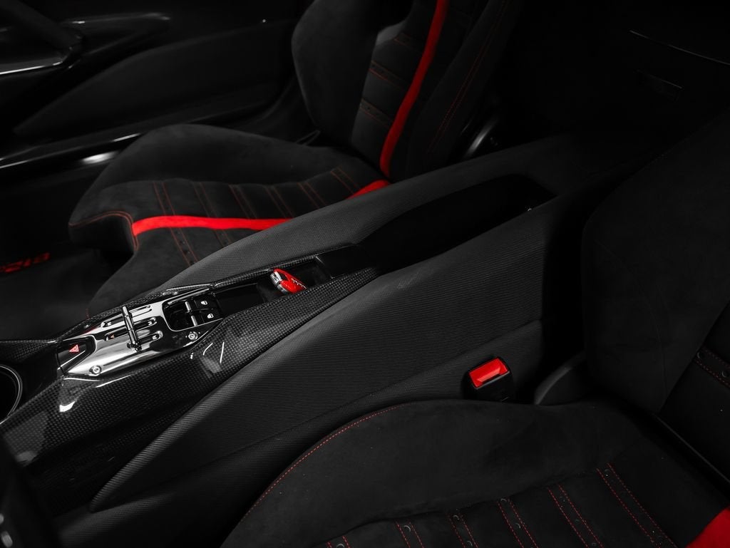 2023 Ferrari 812 Competizione Base