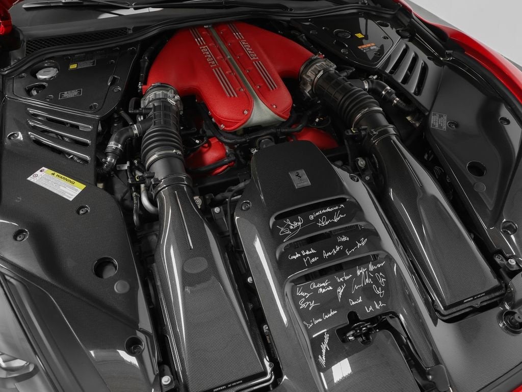 2024 Ferrari 812 Competizione Base