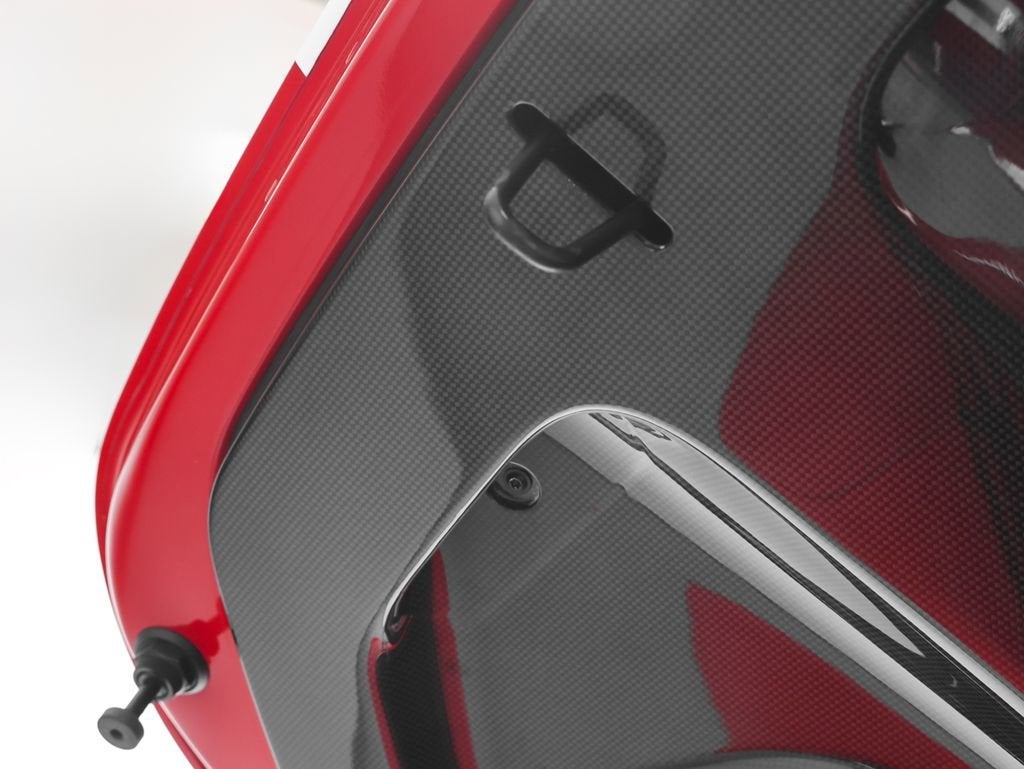 2024 Ferrari 812 Competizione Base