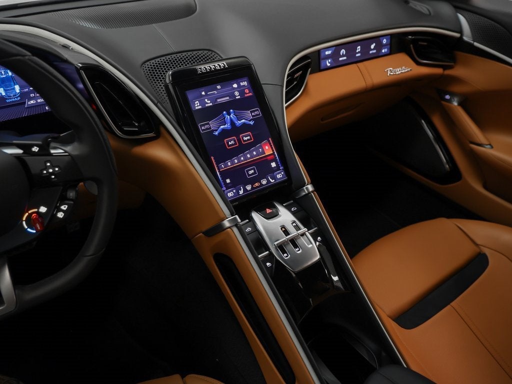 2024 Ferrari Roma Base