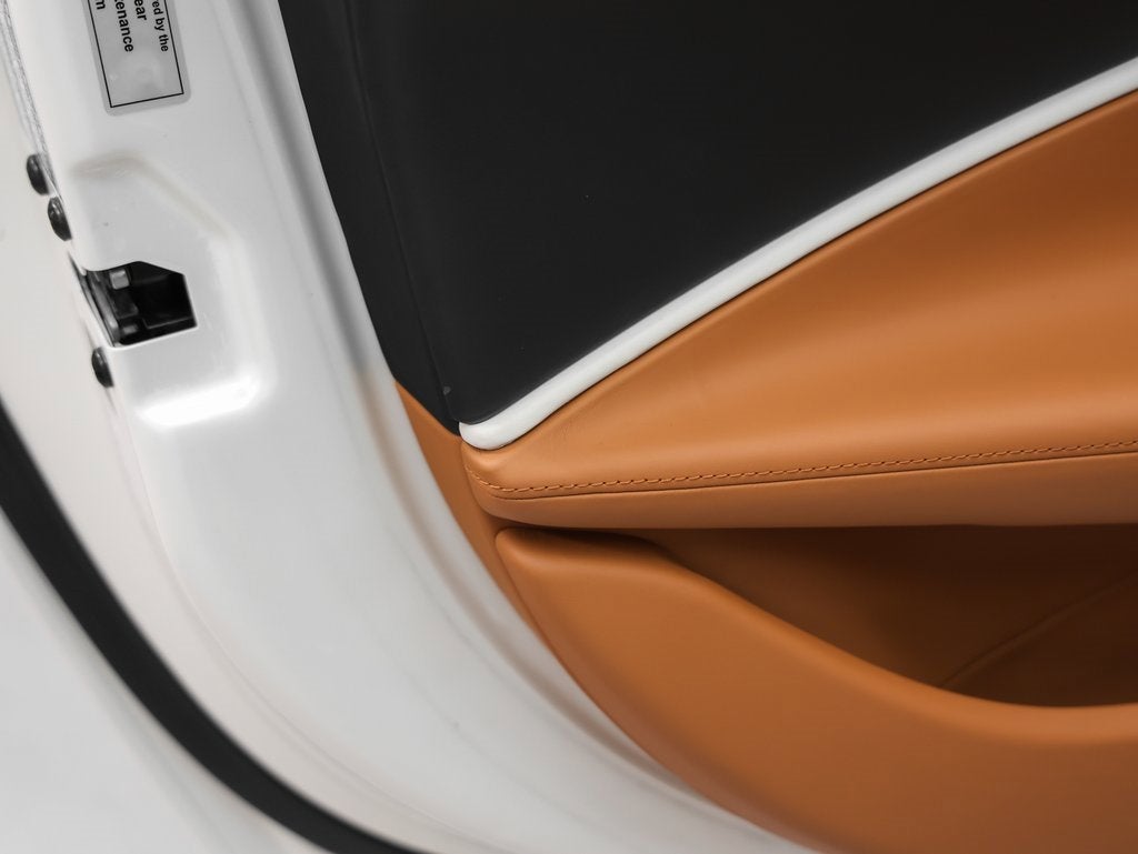 2024 Ferrari Roma Spider Base