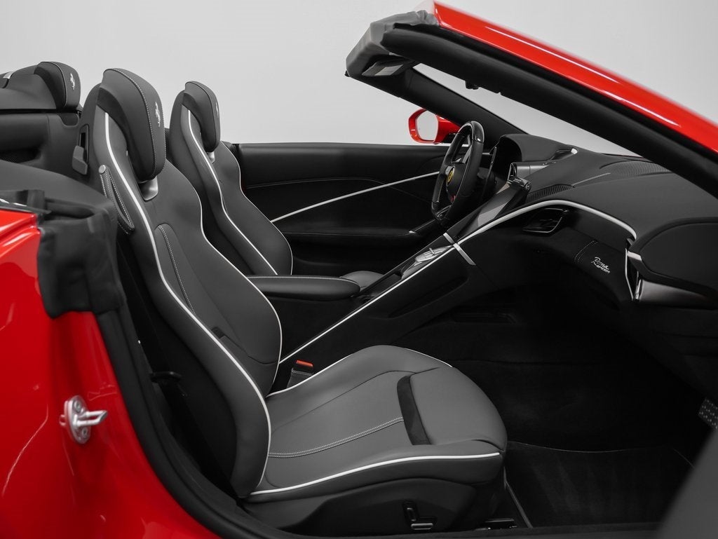2024 Ferrari Roma Spider Base
