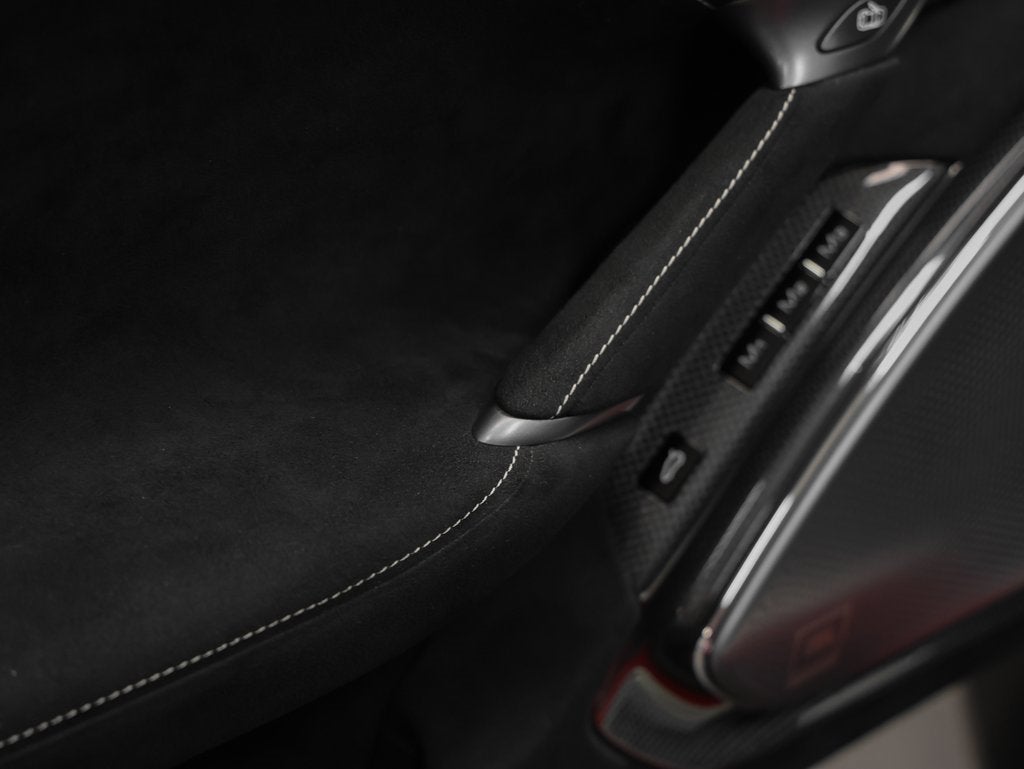 2024 Ferrari Roma Spider Base