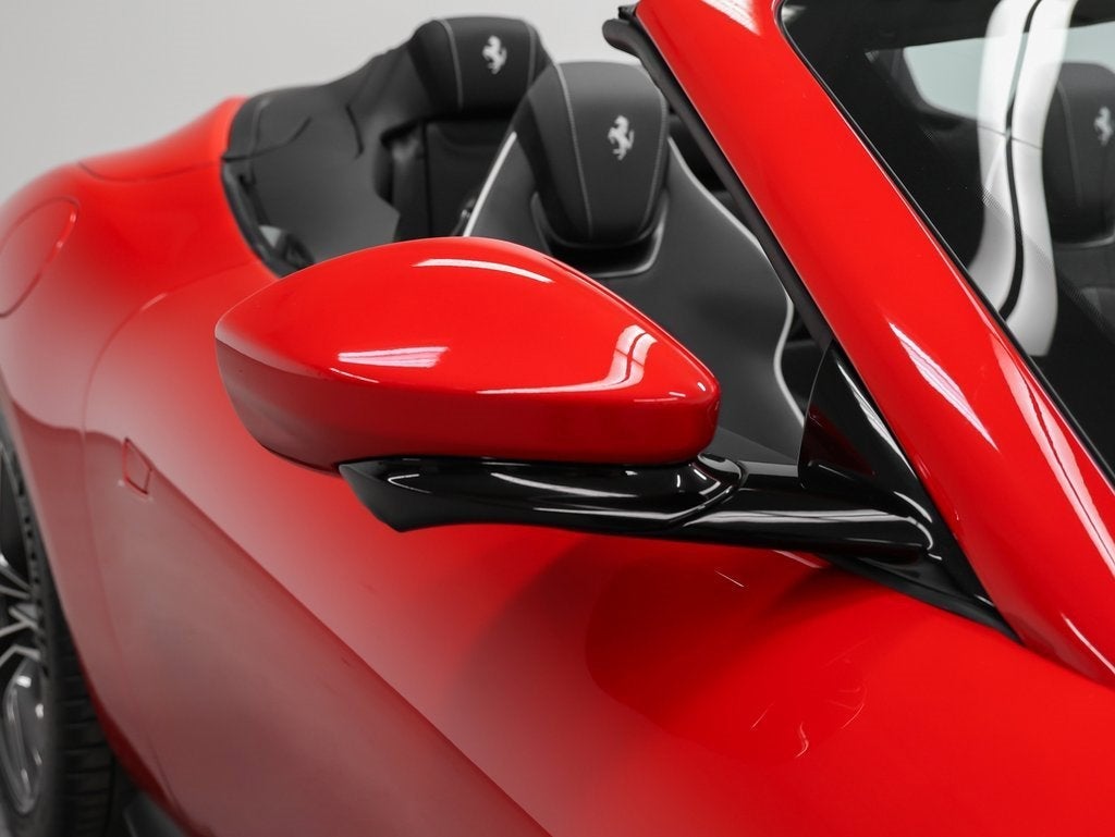 2024 Ferrari Roma Spider Base