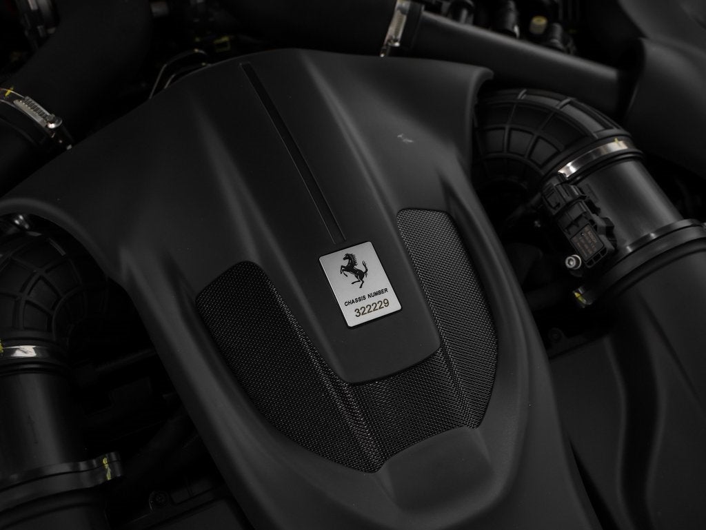 2025 Ferrari Roma Spider Base