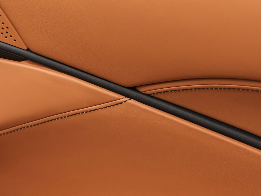 2025 Ferrari Roma Spider Base