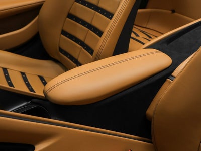 2025 Ferrari Roma Spider Base