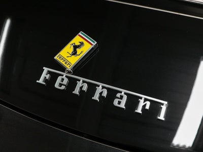 2025 Ferrari Roma Spider Base