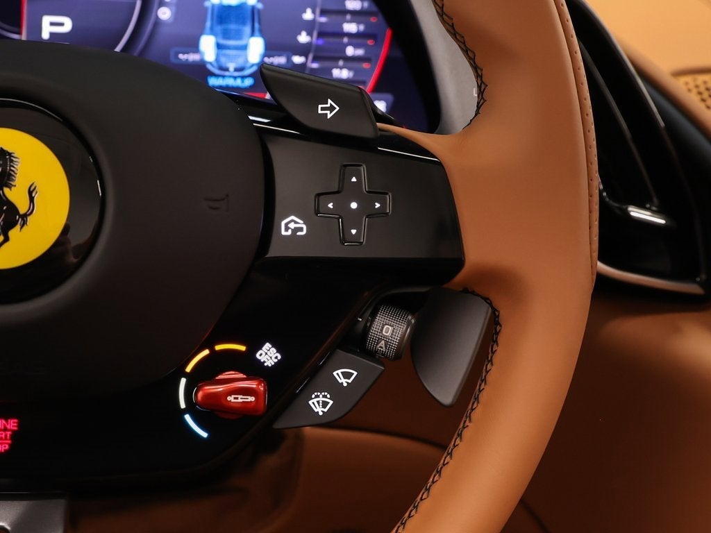 2025 Ferrari Roma Spider Base