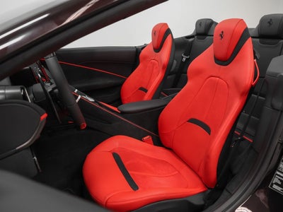 2025 Ferrari Roma Spider Base
