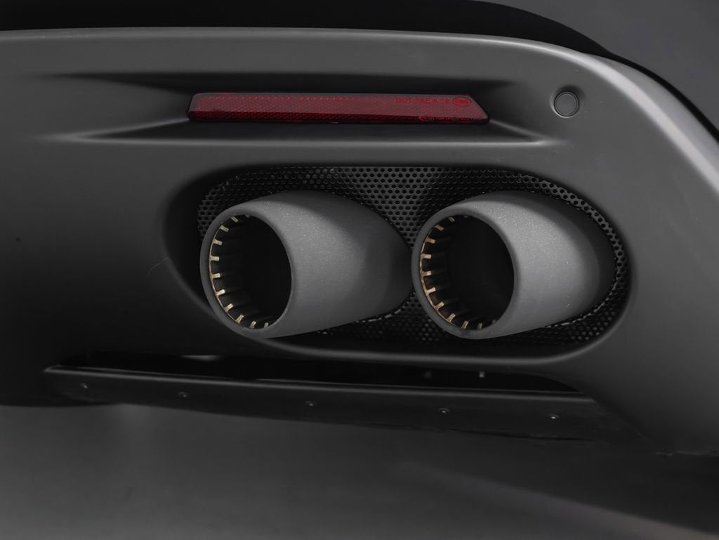 2025 Ferrari Roma Spider Base