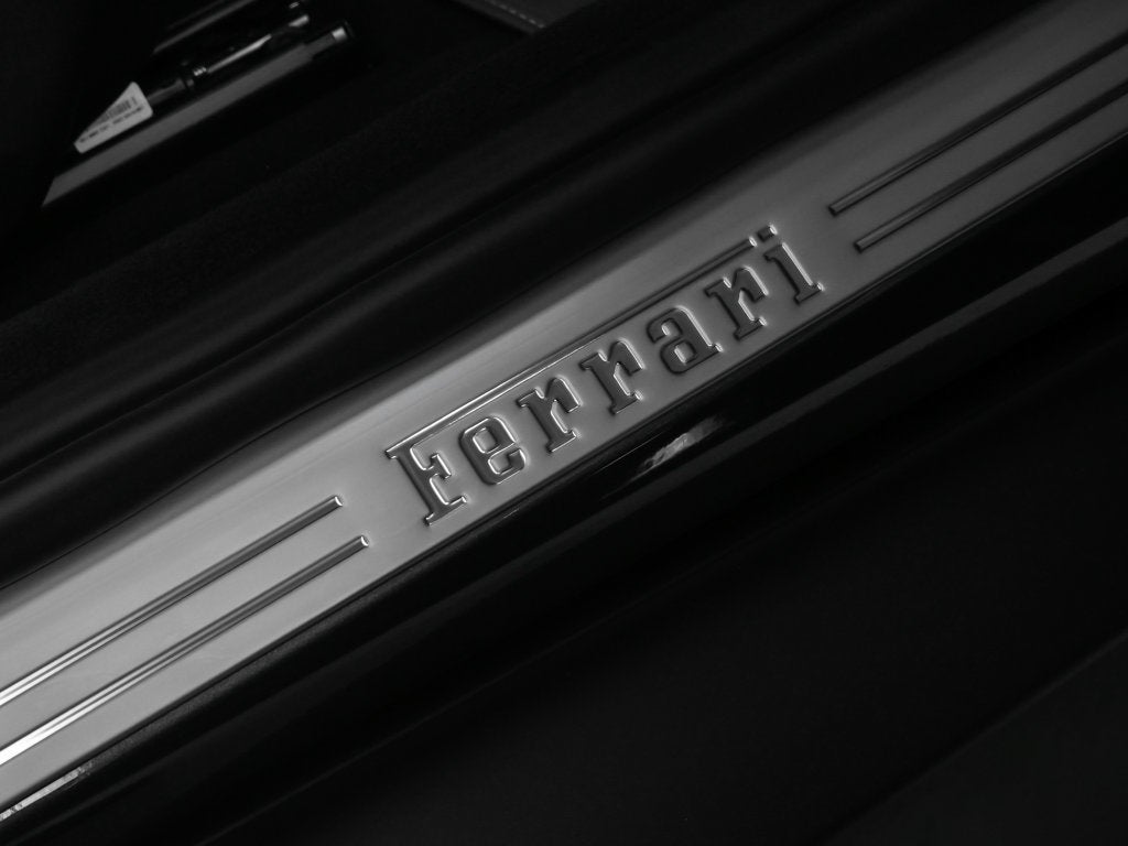 2024 Ferrari Roma Spider Base