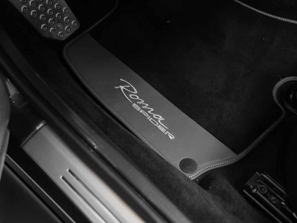 2024 Ferrari Roma Spider Base
