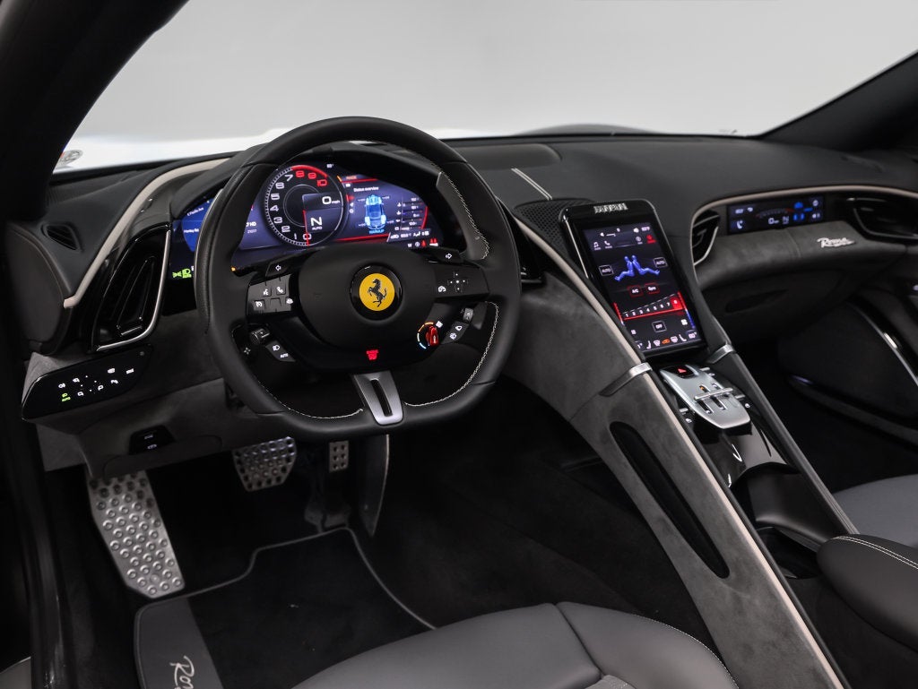 2024 Ferrari Roma Spider Base