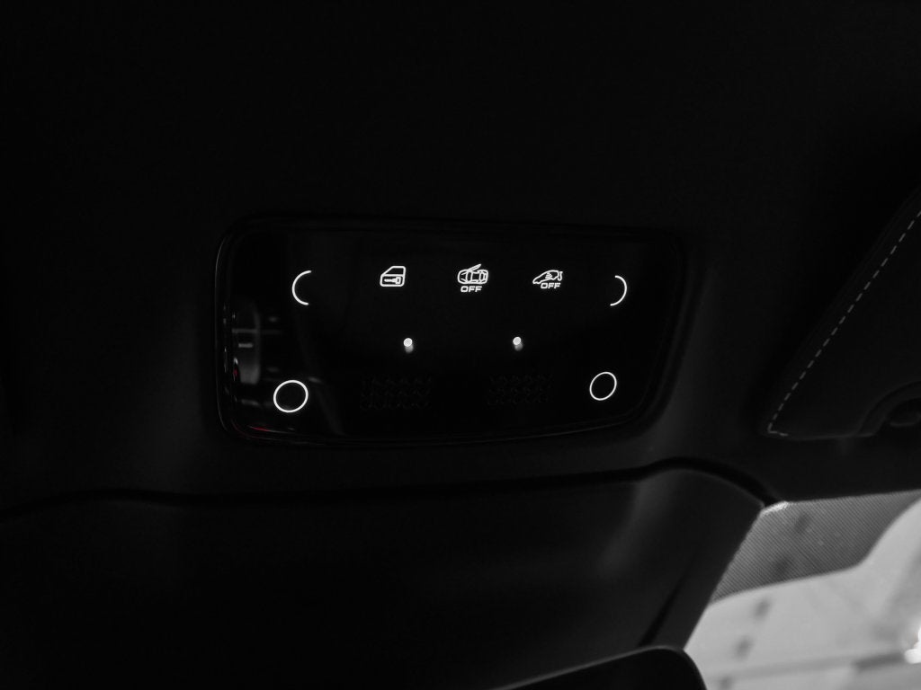 2024 Ferrari Roma Spider Base