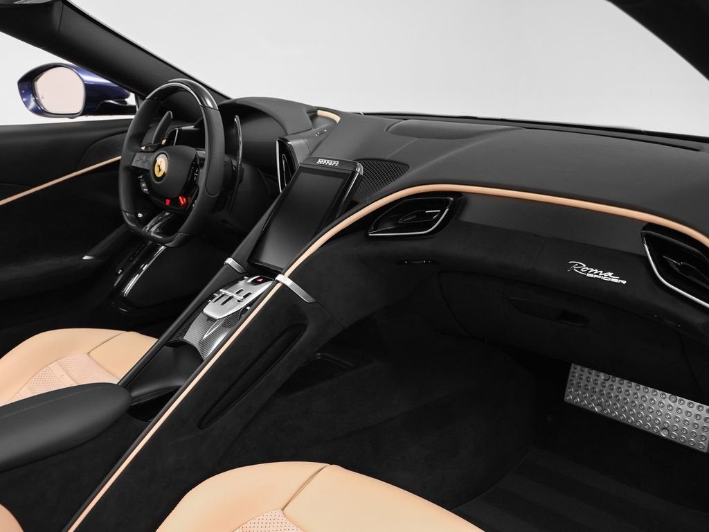 2025 Ferrari Roma Spider Base