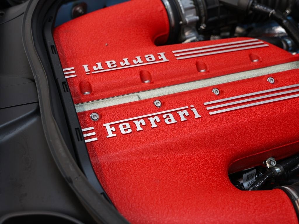 2025 Ferrari 12Cilindri Base