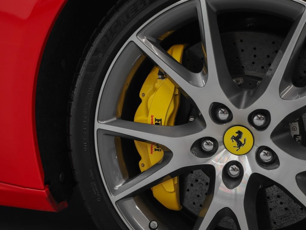 2010 Ferrari California Base