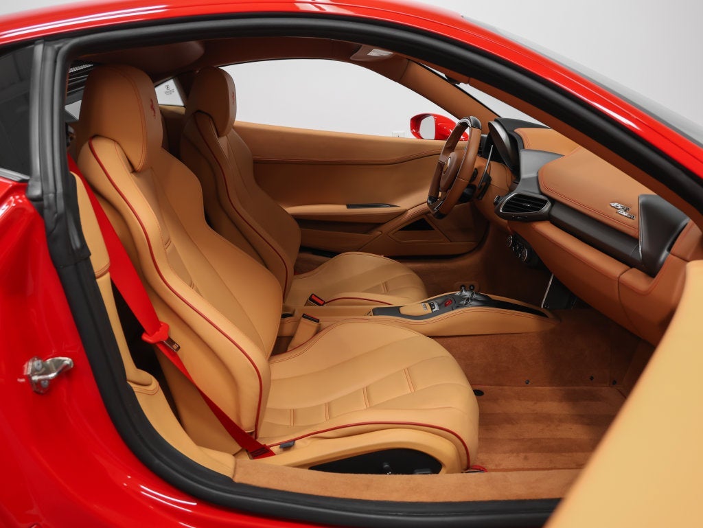 2013 Ferrari 458 Italia Base