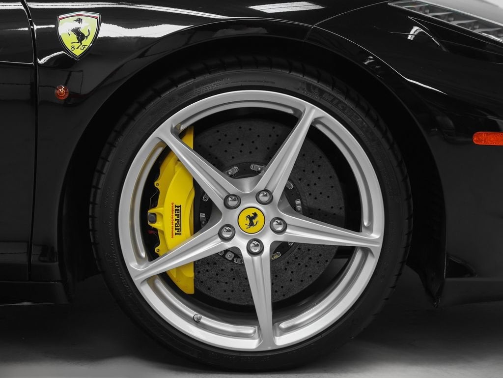2010 Ferrari 458 Italia Base