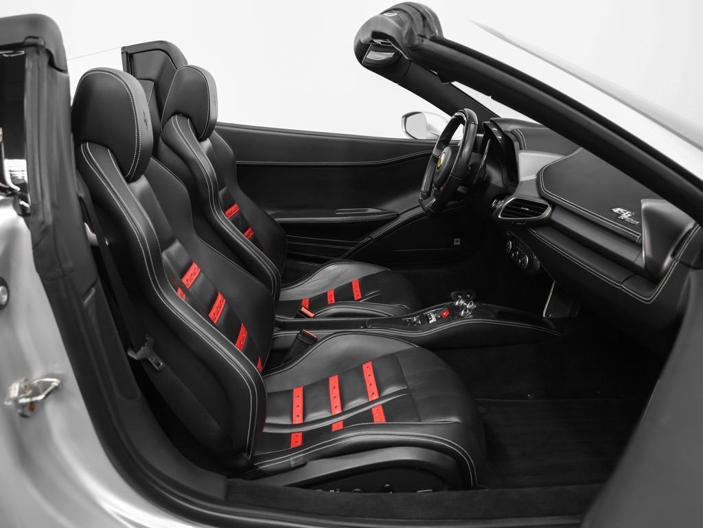 2013 Ferrari 458 Spider Base