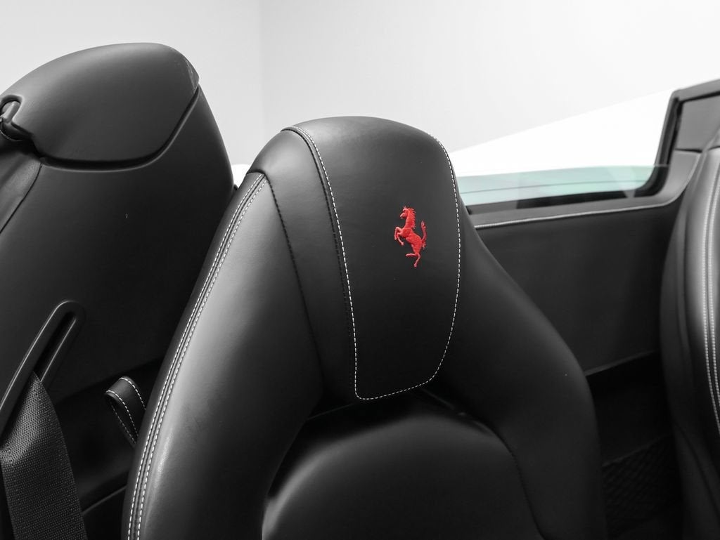 2018 Ferrari 488 Spider Base