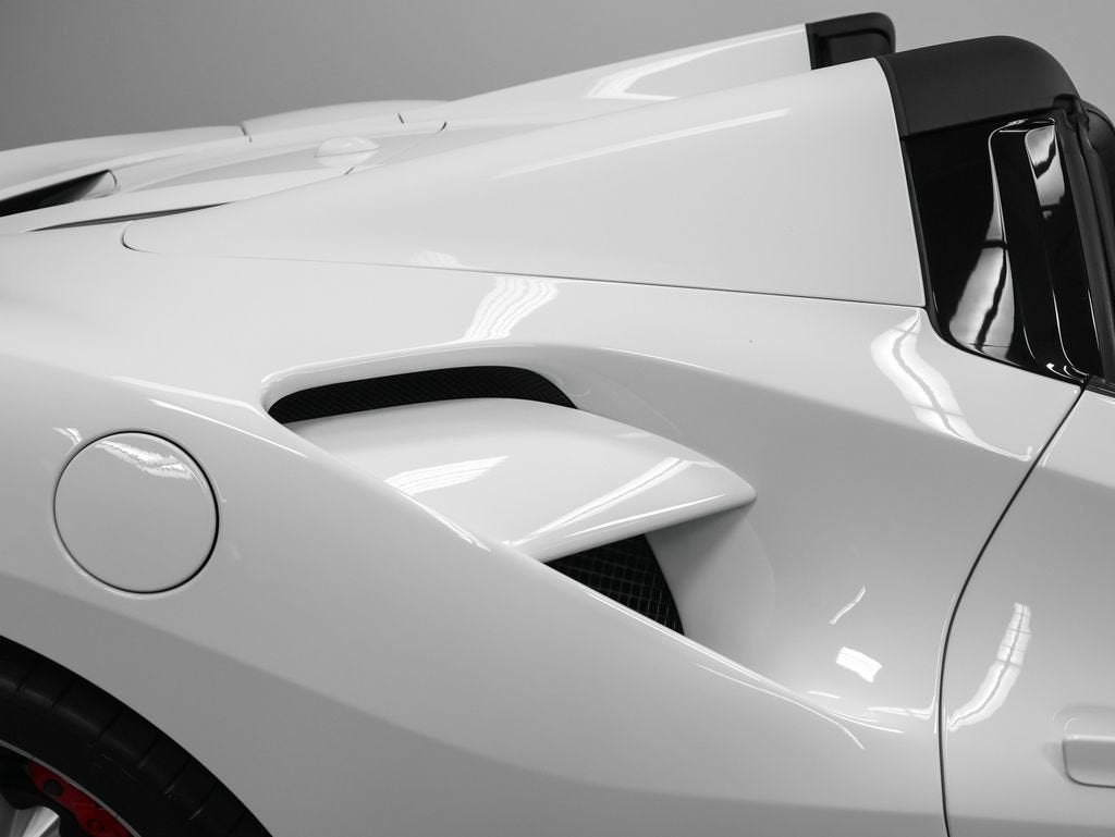 2018 Ferrari 488 Spider Base