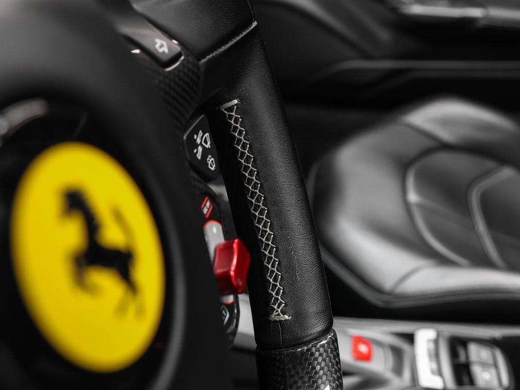 2018 Ferrari 488 Spider Base