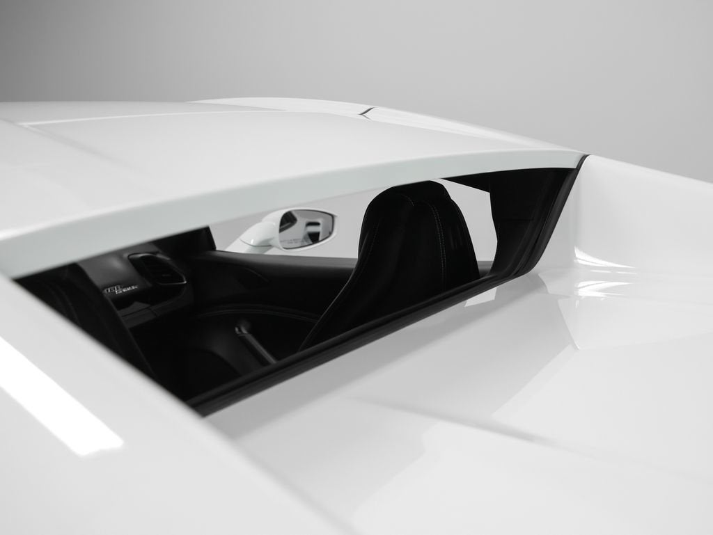 2018 Ferrari 488 Spider Base