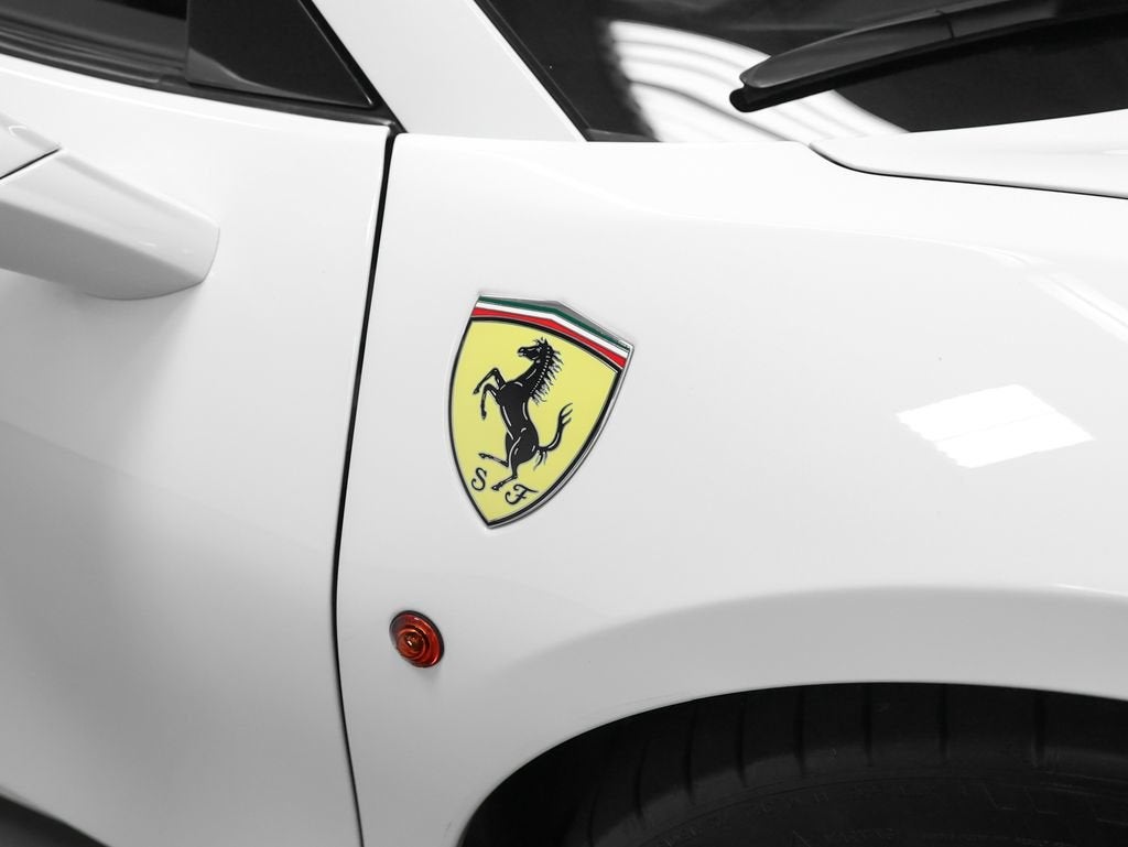 2018 Ferrari 488 Spider Base