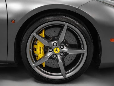 2019 Ferrari 488 Spider Base