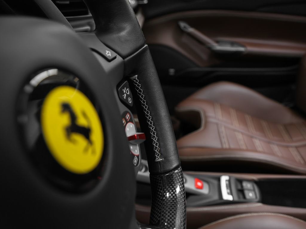 2019 Ferrari 488 Spider Base