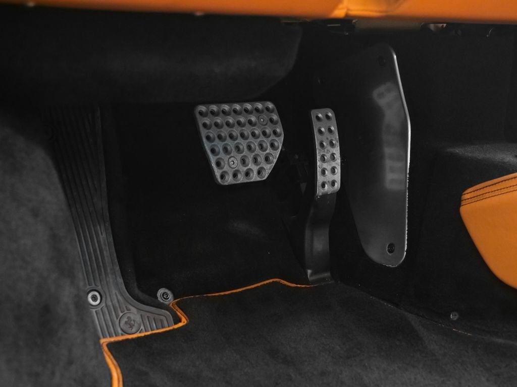 2018 Ferrari 488 Spider Base