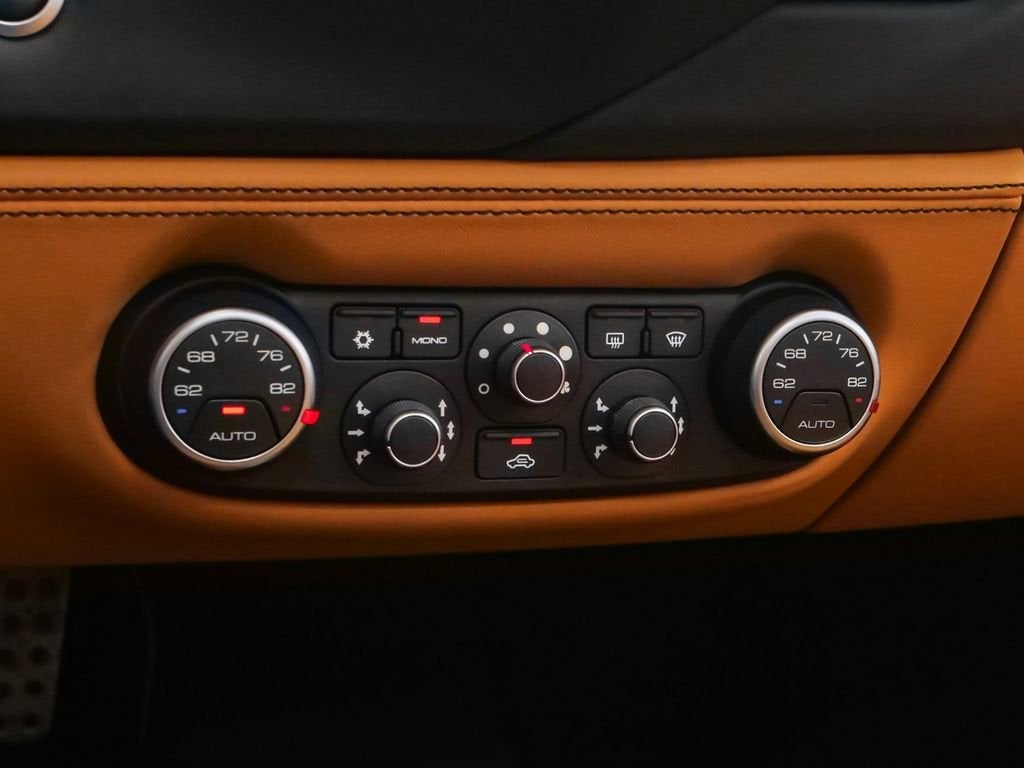 2018 Ferrari 488 Spider Base