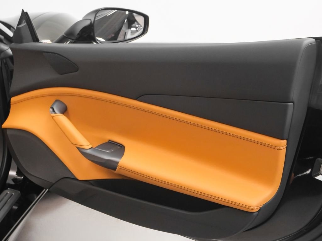 2018 Ferrari 488 Spider Base