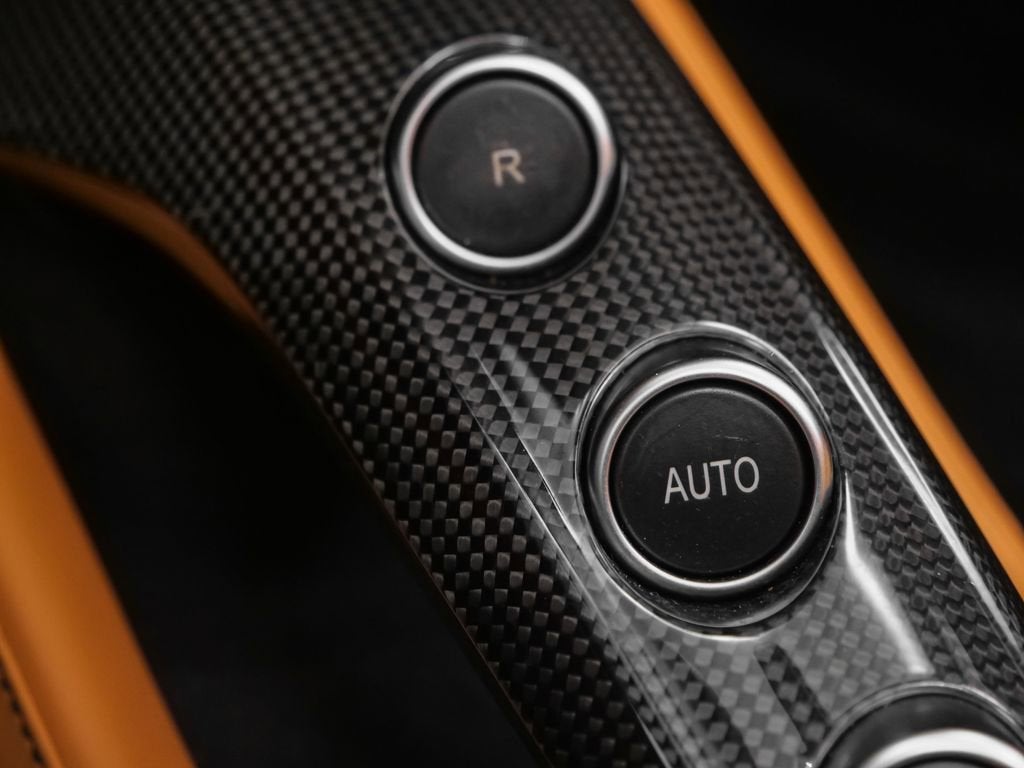 2018 Ferrari 488 Spider Base