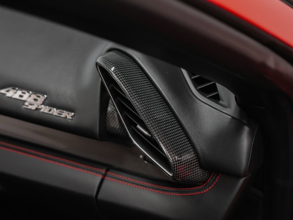 2017 Ferrari 488 Spider Base