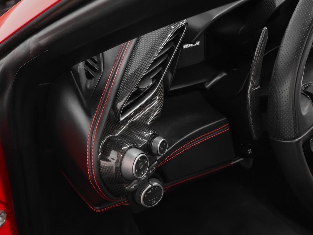 2017 Ferrari 488 Spider Base