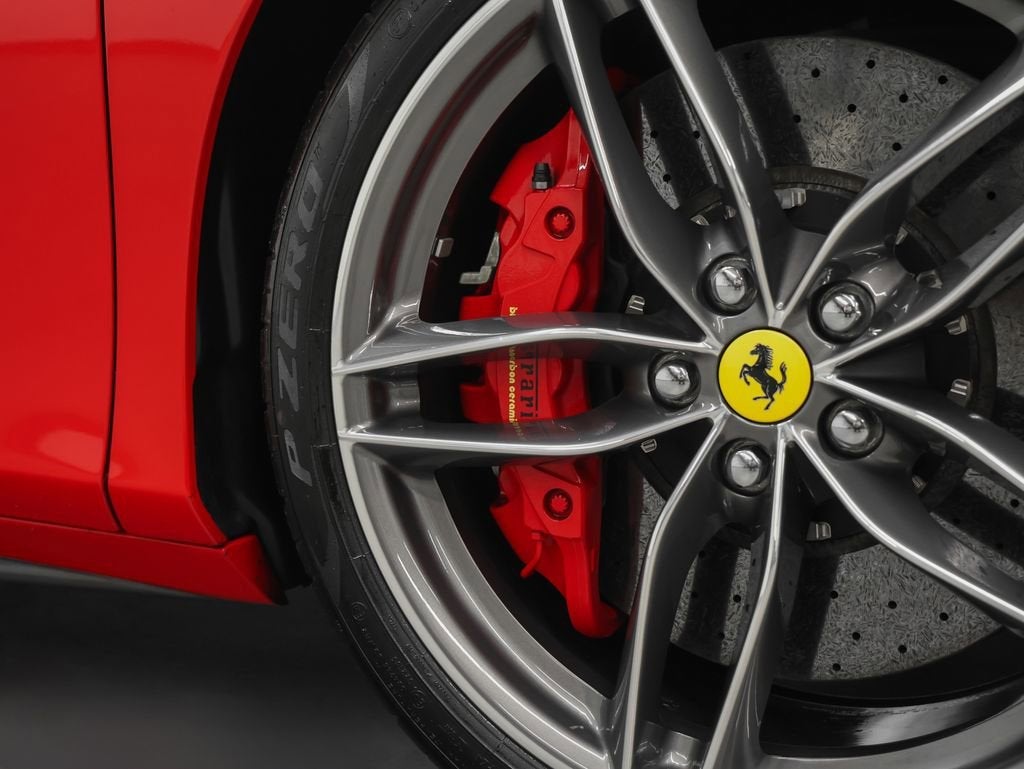 2017 Ferrari 488 Spider Base