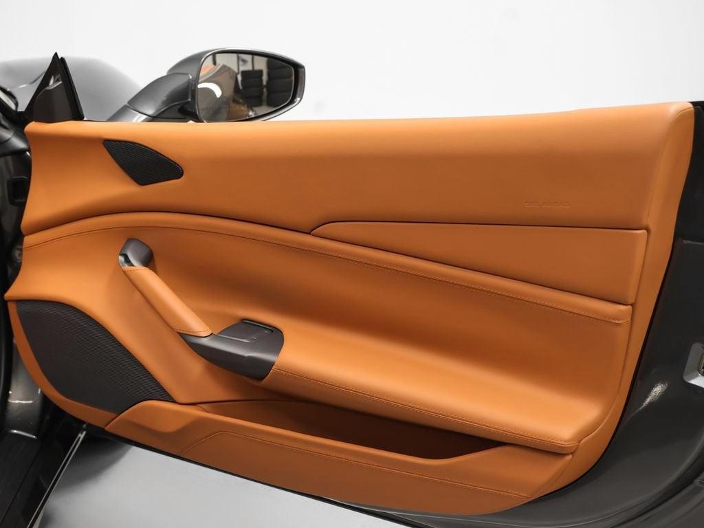 2018 Ferrari 488 Spider Base